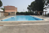 Swimming Pool Hotel Antonio Ponz