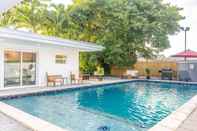 Swimming Pool Deluxe Coral Park 5BD Brand New Villa