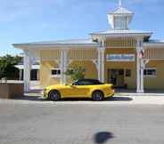 Exterior 3 Gulf Breeze Ami-2bd-2ba-condo-private Beach Access-heater Pool-water Views From Every Window