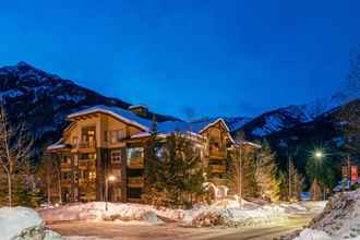 Exterior 4 CENTRALLY Located 3-Br Home | TRUE Ski In/Out | FREE access to Pools & Hot Tubs