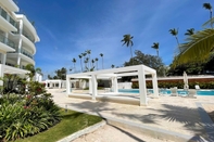 Exterior Stylish 3-bedroom Apartment Near the Bavaro Beach