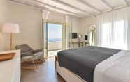 Kamar Tidur 5 The Lobster House Tinos