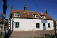 Exterior Stiffkey Red Lion