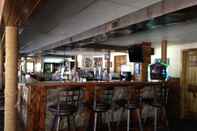 Quầy bar, cafe và phòng lounge Alhonna Resort LLC