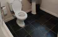 Toilet Kamar 6 Ben Reoch Cottage - Loch Lomond & Arrochar Alps