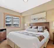 Bedroom 2 SPACIOUS 3-Br Luxury Condo | HEATED Pool + 3 Hot Tubs | Pool Table | Hm Theatre