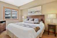 Bedroom SPACIOUS 3-Br Luxury Condo | HEATED Pool + 3 Hot Tubs | Pool Table | Hm Theatre