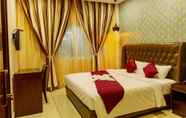 Kamar Tidur 4 Hotel Akshay Grand
