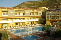 Swimming Pool Club Malaspina Hotel & Resort