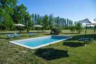 Swimming Pool Mas Des Cerisiers