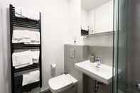 In-room Bathroom Nurban Apartments City 2