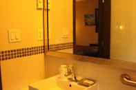 In-room Bathroom Hotel Richland LES