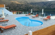 Swimming Pool 2 Best Family Friendly Villa Near Lake Kournas