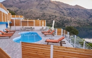 Swimming Pool 7 Best Family Friendly Villa Near Lake Kournas