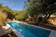 Swimming Pool Aria Paros Residence