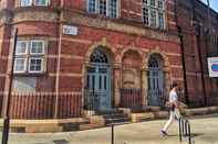 Exterior 2 Bedroom Apartment in Kentish Town