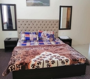 Kamar Tidur 7 Al Noor Hotel Naran