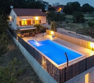 Swimming Pool 2 Villa Adriana - Three Bedroom Villa With Private Pool ID Direct Booker 9372