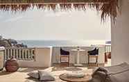 Common Space 2 Myconian Villa Collection Elegant Suite With Outdoor Jacuzzi Sea View