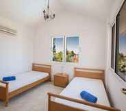 Bedroom 2 Villa Mandy AQ Ma14