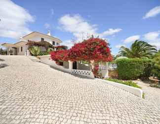 Exterior 2 Villa Sequeira in Carvoeiro