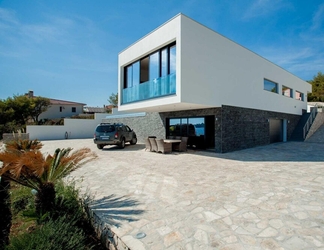 Exterior 2 Villa Korkyra Beach in Potirna