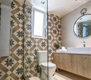 Toilet Kamar 4 Venezia Luxury Living Grand Master Villa With Private Pool