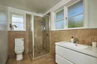 In-room Bathroom 128 Hanmer Springs Road