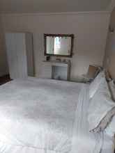 Bedroom 4 The Cross Keys