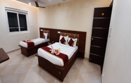 Phòng ngủ 2 Kalki Residency