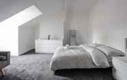 Bedroom 2 Spacious 4 Bed House in Birmingham, Suitable for Contractors