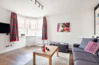 Ruang untuk Umum Bright and Stylish Apartment in Trendy Islington by Underthedoormat