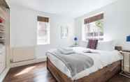 Bedroom 2 Bright and Stylish Apartment in Trendy Islington by Underthedoormat