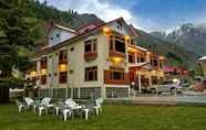 Exterior 3 Sayyam Heights Hotel Naran