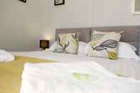 Bedroom The Flintshire - North Wales - Sleeps Up To 9
