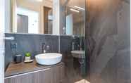 Toilet Kamar 4 Icon H 401 Suite Business