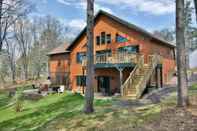 Exterior Lazy Dog Lodge on Minong Flowage