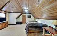 Phòng ngủ 3 Lazy Pines Lodge