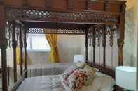 Kamar Tidur Stone Court House