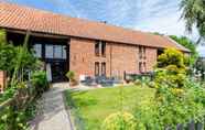 Exterior 2 Chestnut Barn Runham 1880's Barn Conversion