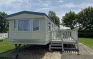 Exterior 2 Inviting 3-bed Static Caravan Butlin's Skegness