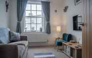 Common Space 7 Ramsey Apartment - 2 Bedroom - Tenby
