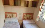 ห้องนอน 6 Discover Comfort Home From Home 8-birth Caravan