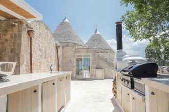 Exterior 4 Trulli Linda in Locorotondo