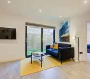 Common Space 5 Charming 2-bed Apartment in London