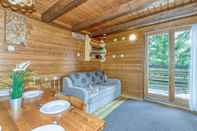 Common Space Chalet Snowflake IV 20m From Ski Trail