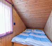 Bedroom 5 Chalet Snowflake IIa 20m From Ski Trail