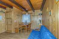 Ruang Umum Chalet Snowflake IIa 20m From Ski Trail