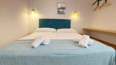 Bilik Tidur 4 Hostal Castell de Lô