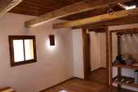 Bedroom Charming 2bed Cottage in Carasova, Banat Mountains